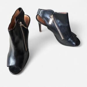 Vintage Nordstrom Halogen brand leather peep toe‎ moto ankle boot